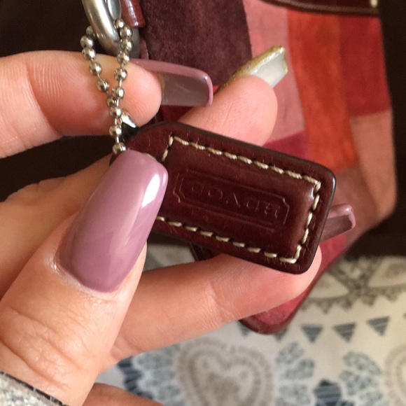 Authentic Coach suede wristlet - Picture 5 of 6